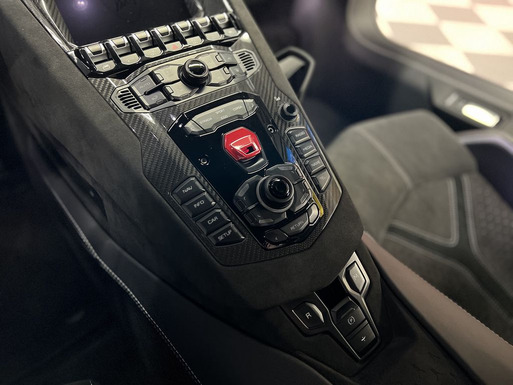 a1225385-f55b-4ca2-95e5-da46b65165f7