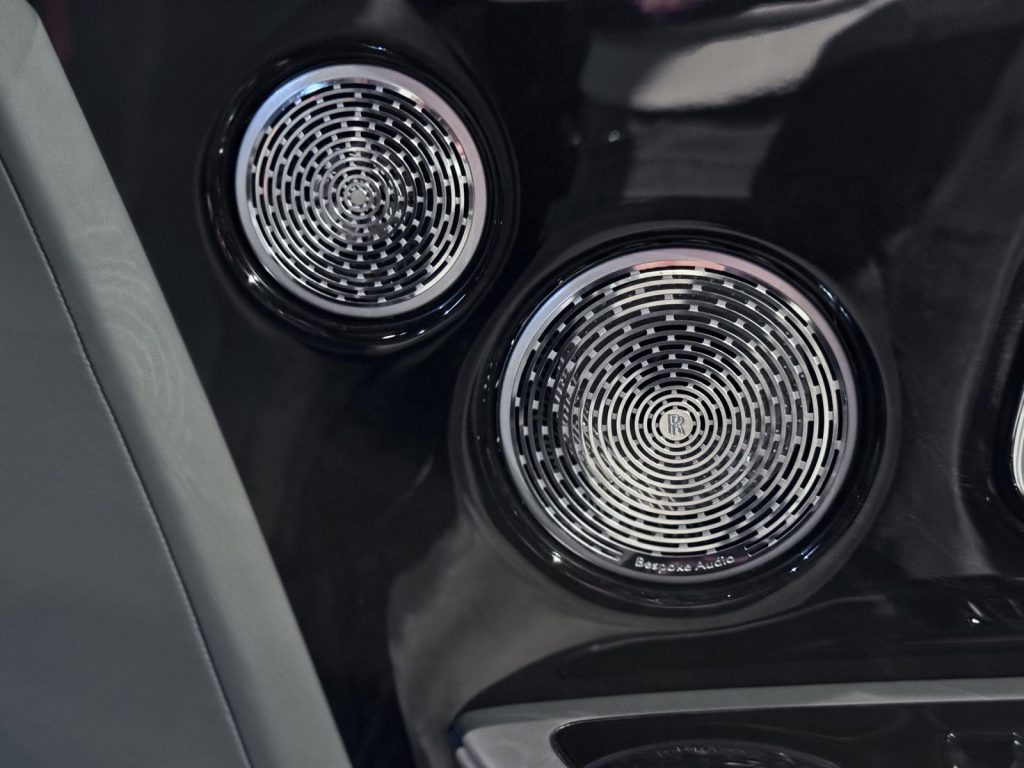 mobilede-02b7f33a481152b12f1a37539ab27a65