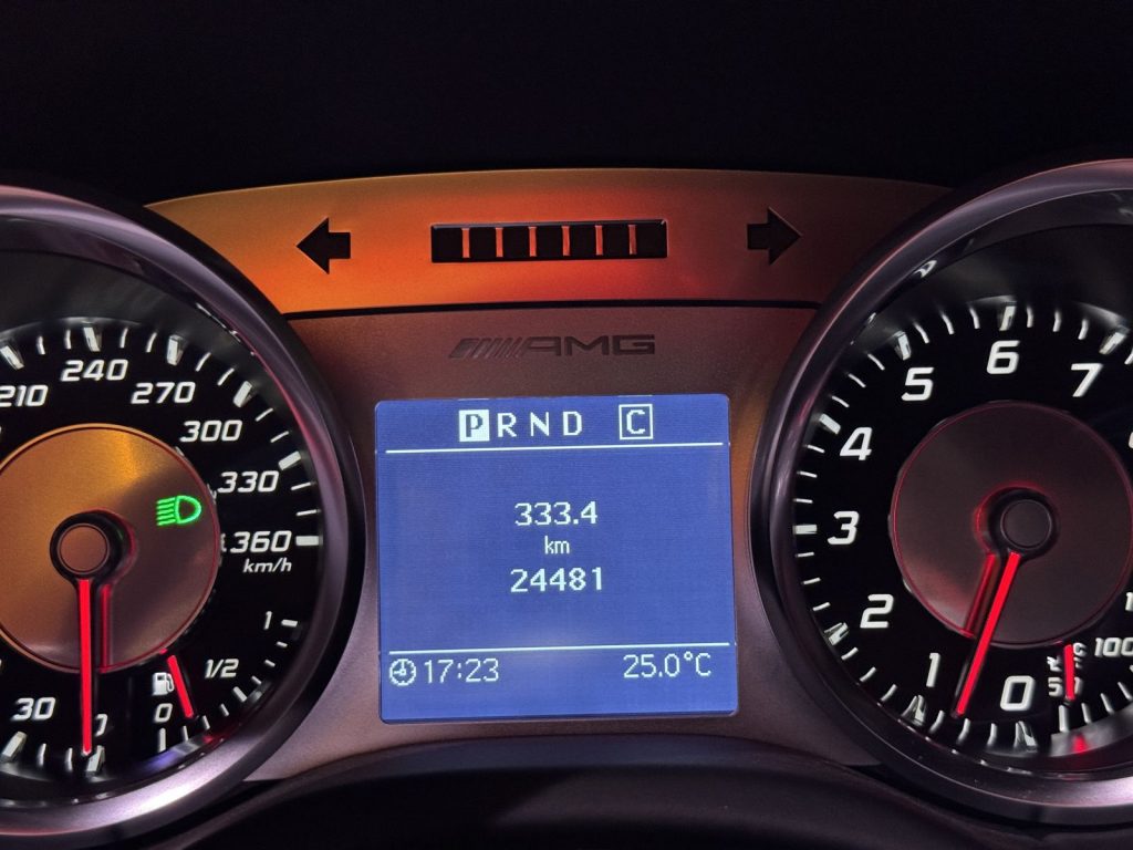 mobilede-251b3df7aa3b513fceeadc675594f229