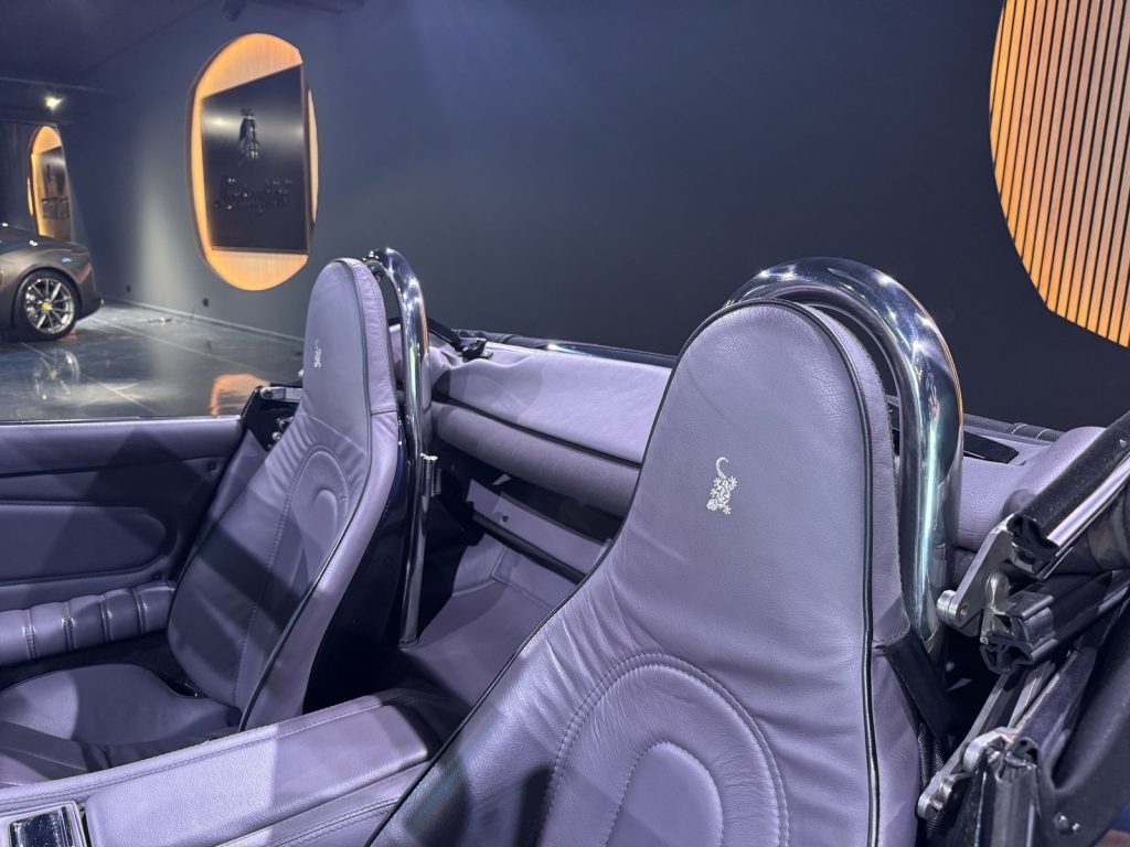 mobilede-2b9db489d2d04e2a6df21f8ac1069004