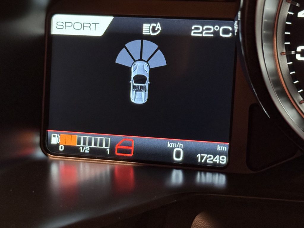 mobilede-8fc9be068512557af73b2663f95aee36