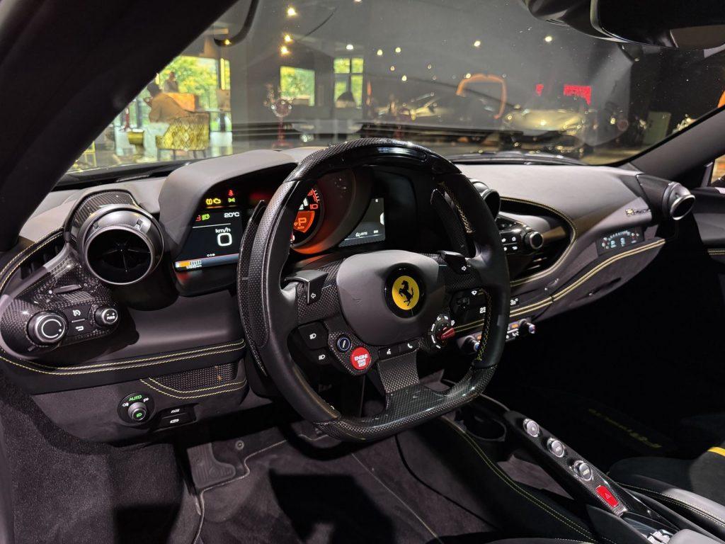 mobilede-95f5119aa81a4ce8fac2ae87fda65ea0