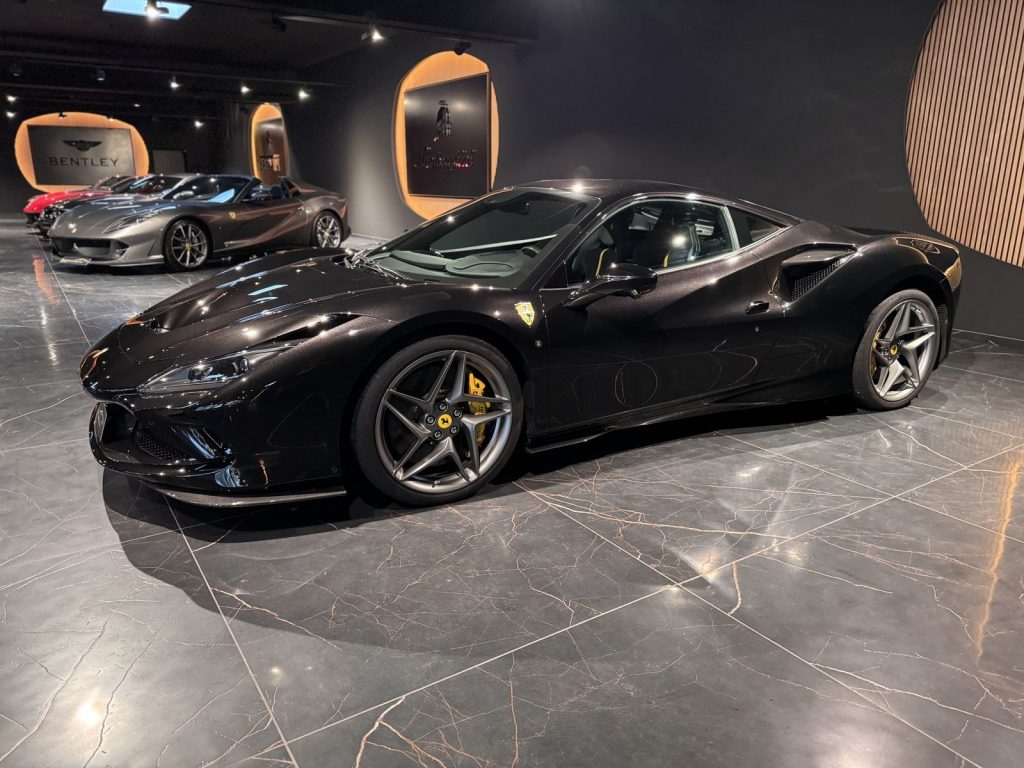 mobilede-ad42c7a66de4774e2965bd91f62edace