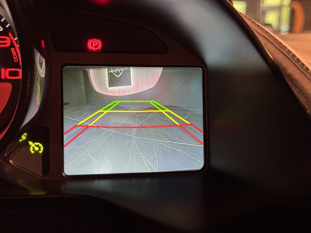 mobilede-b0370f70b589b9ef0ceaa7341f886544