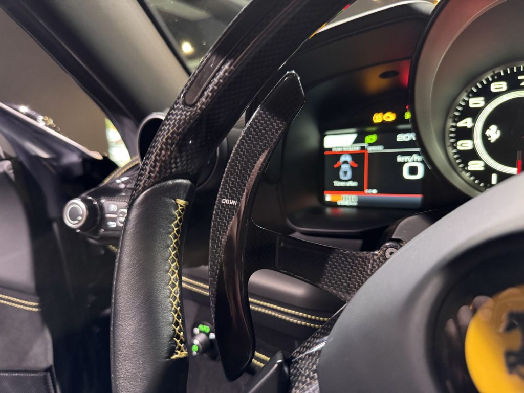 mobilede-d794e8f82d62e245f7d101ee640599eb