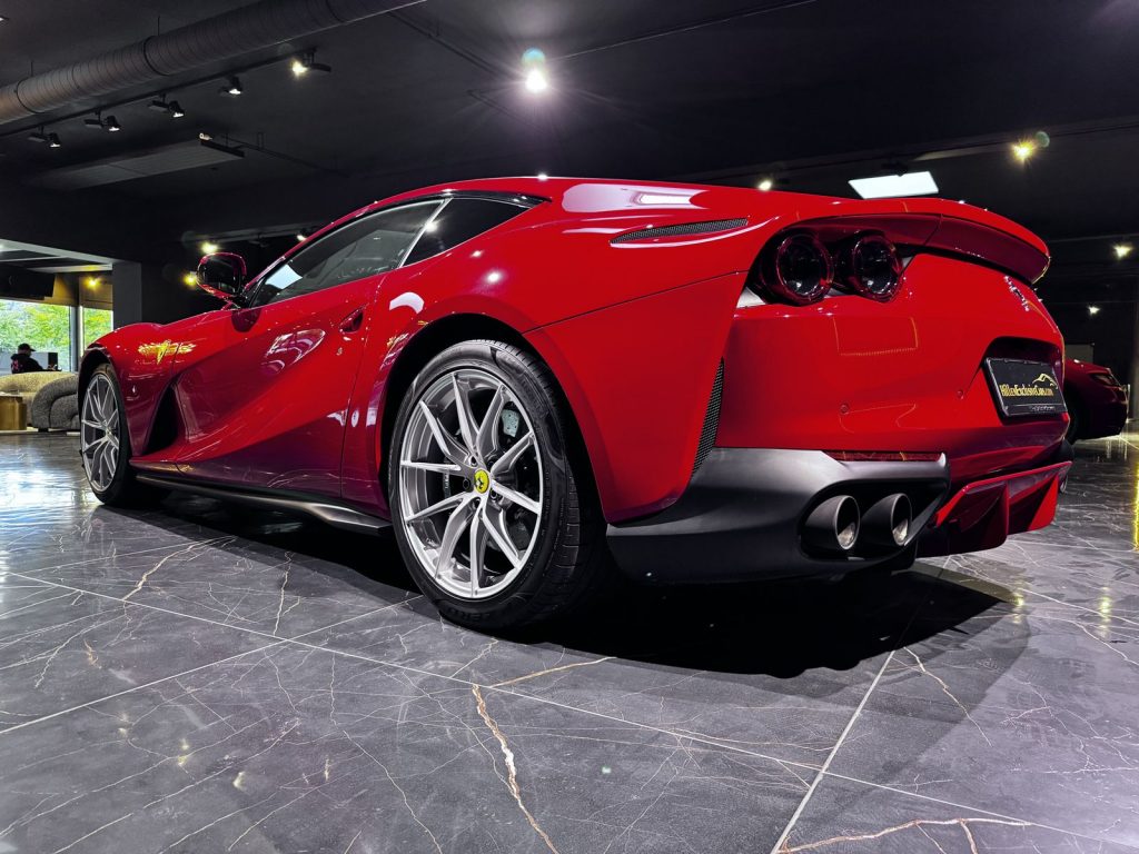 mobilede-f21fd32ced8f89600237cb74cffaf568