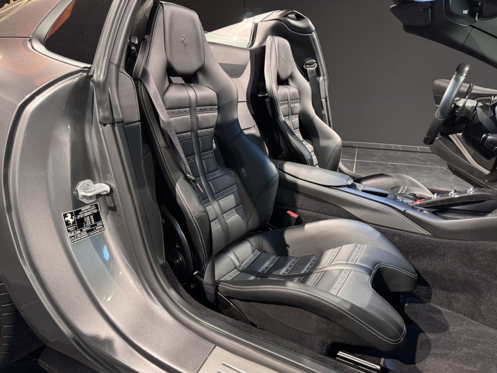 mobilede-fbe5648a0ae2176e83bb39154e85c5de