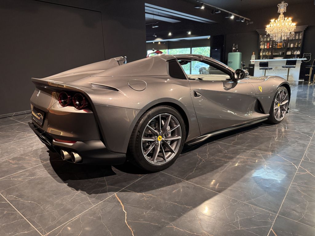 mobilede-feba17946c998494d824cbd3fcb4f0a8