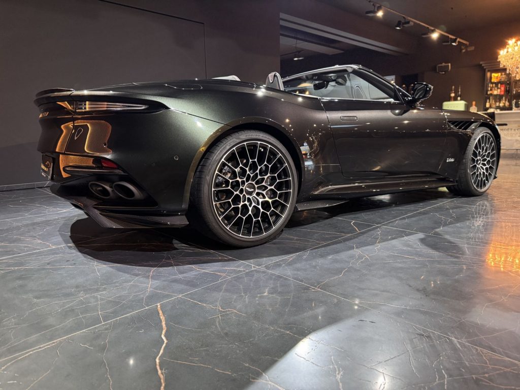 mobilede-1ef4c461963a5ede2fa05a8238694bf8