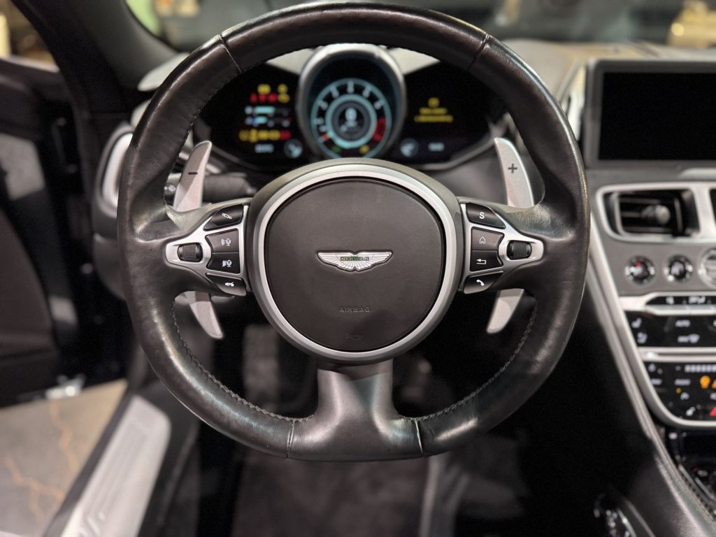 mobilede-8898e728b4cffc6f5c96ece3f2b5d8a0