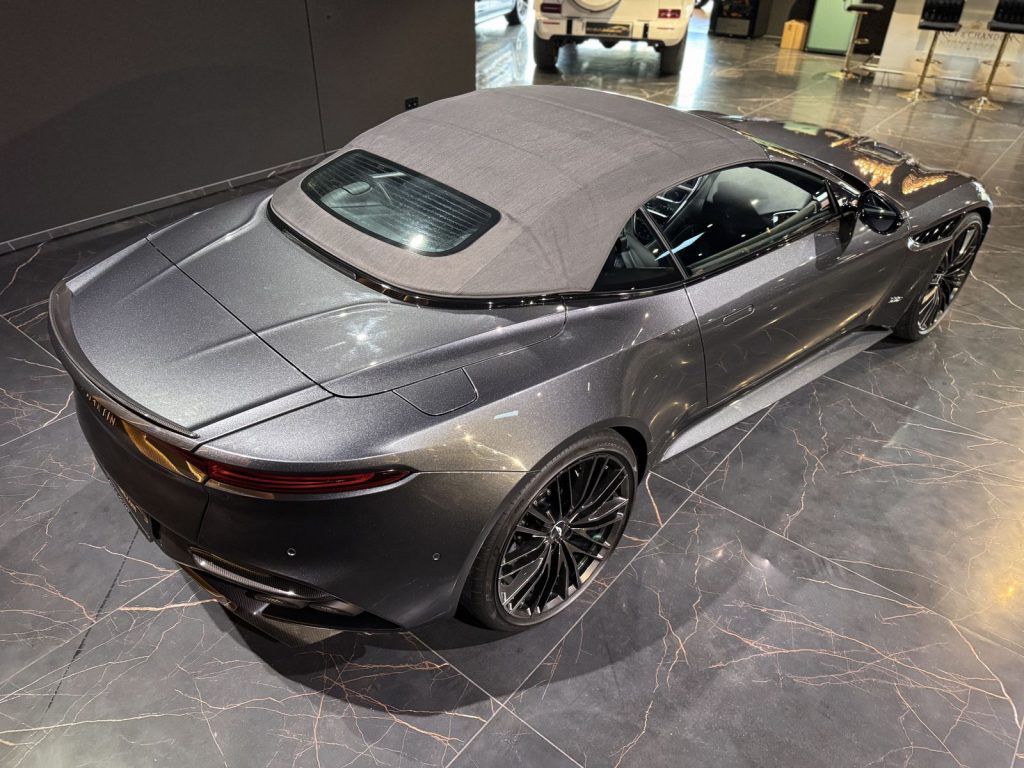 mobilede-8d9d00d741b0314f204b654984a01a4e