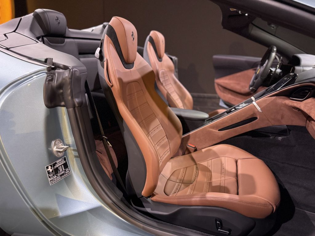 mobilede-d289fe62ec74ec5b1b0e1b7c86901132