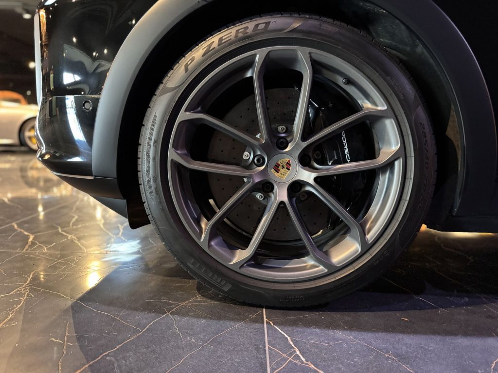 mobilede-e185d950a1316f791a47900f01933761