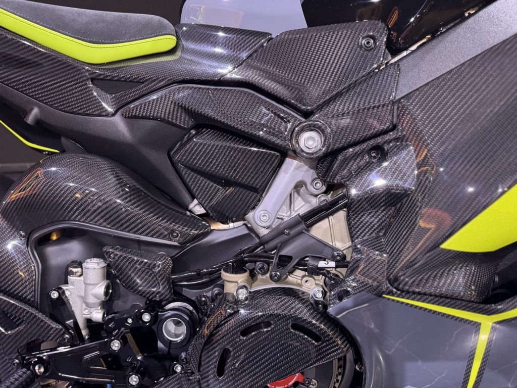 mobilede-4f0be287b57326b9b57c95a708a50587